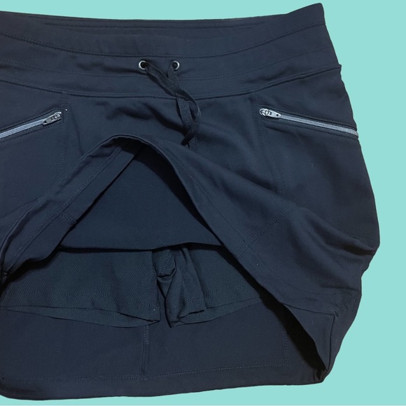 Athleta Metro Zipper Athletic Skort - Picture 3 of 4